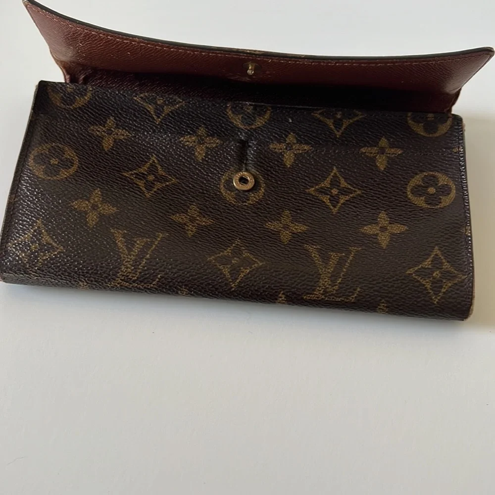 Louis Vuitton vintage wallet